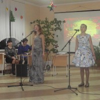 К нам стучится Новый год!
