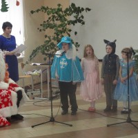 К нам стучится Новый год!