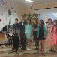 К нам стучится Новый год!
