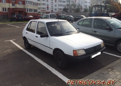 Продам Автомобиль Пежо-205