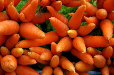 Продам нестандартная морковь