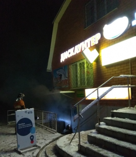 В Петрикове горел магазин