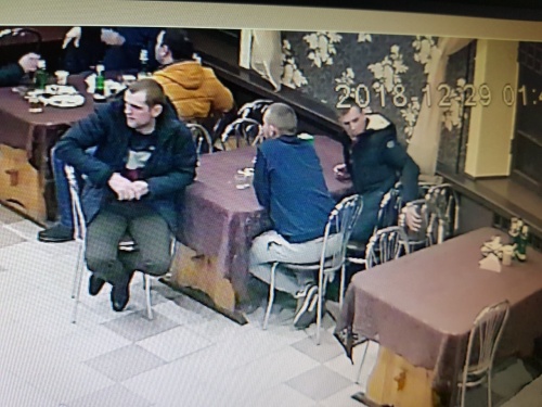 Устанавливаем личности