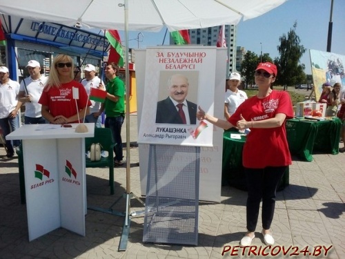 С 23 июля инициативные группы начали собирать подписи за выдвижение кандидатов на пост Президента Республики Беларусь