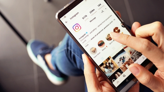 Что можно делать с историями из Instagram?