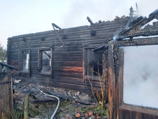 На пожаре в Новоселках погиб человек