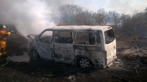 В Петриковском районе дотла сгорел автомобиль