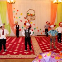 Осенние праздники "Золотая кисточка Осени"