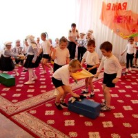 Мир и дружба всем нужны