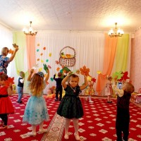 Осенние праздники "Золотая кисточка Осени"
