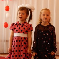 Бурнова Даша и Пашкевич Маша исполнили песню "Люблюка"