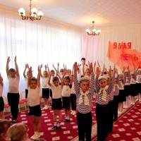 Мир и дружба всем нужны