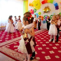 Выпускные праздники. Ясли-сад №7.