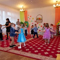 Осенние праздники "Золотая кисточка Осени"