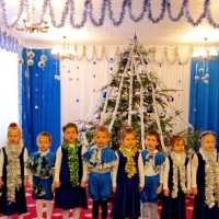 Музыкально-фольклорный праздник "Мы зимой на святки запоем колядки"