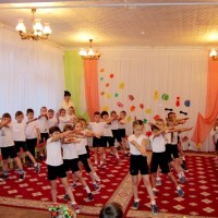 Физкультурный праздник "За здоровьем"
