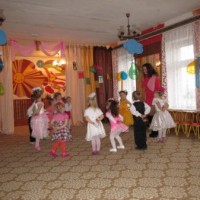 Мероприятия в детском саду и школе, посвящённые 8 марта -3868