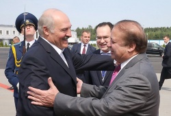 Лукашенко провел переговоры с премьер-министром Пакистана Навазом Шарифом