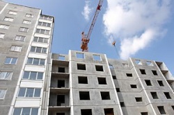 Свыше 30% введенного в Минске в январе-мае жилья построено для нуждающихся