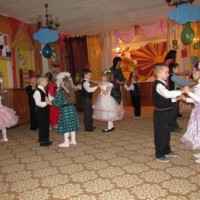 Мероприятия в детском саду и школе, посвящённые 8 марта -3873